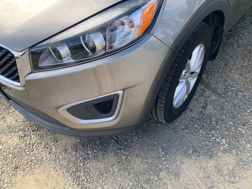 Used 2017 Silver Kia LX image 2