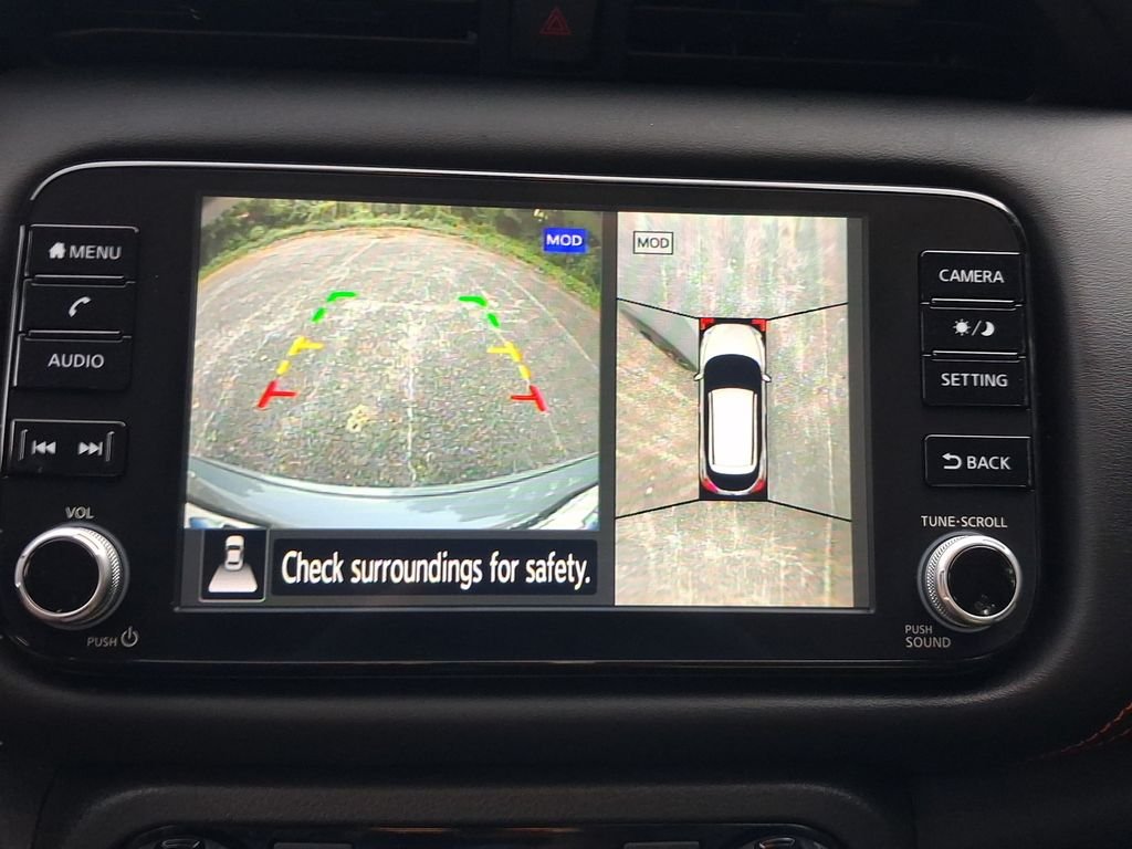 Used 2023 Gray Nissan SR image 17