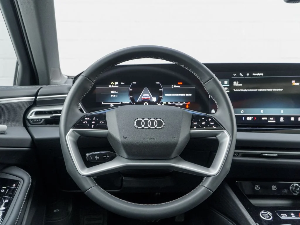 Used 2025 Glacier White Audi  image 22