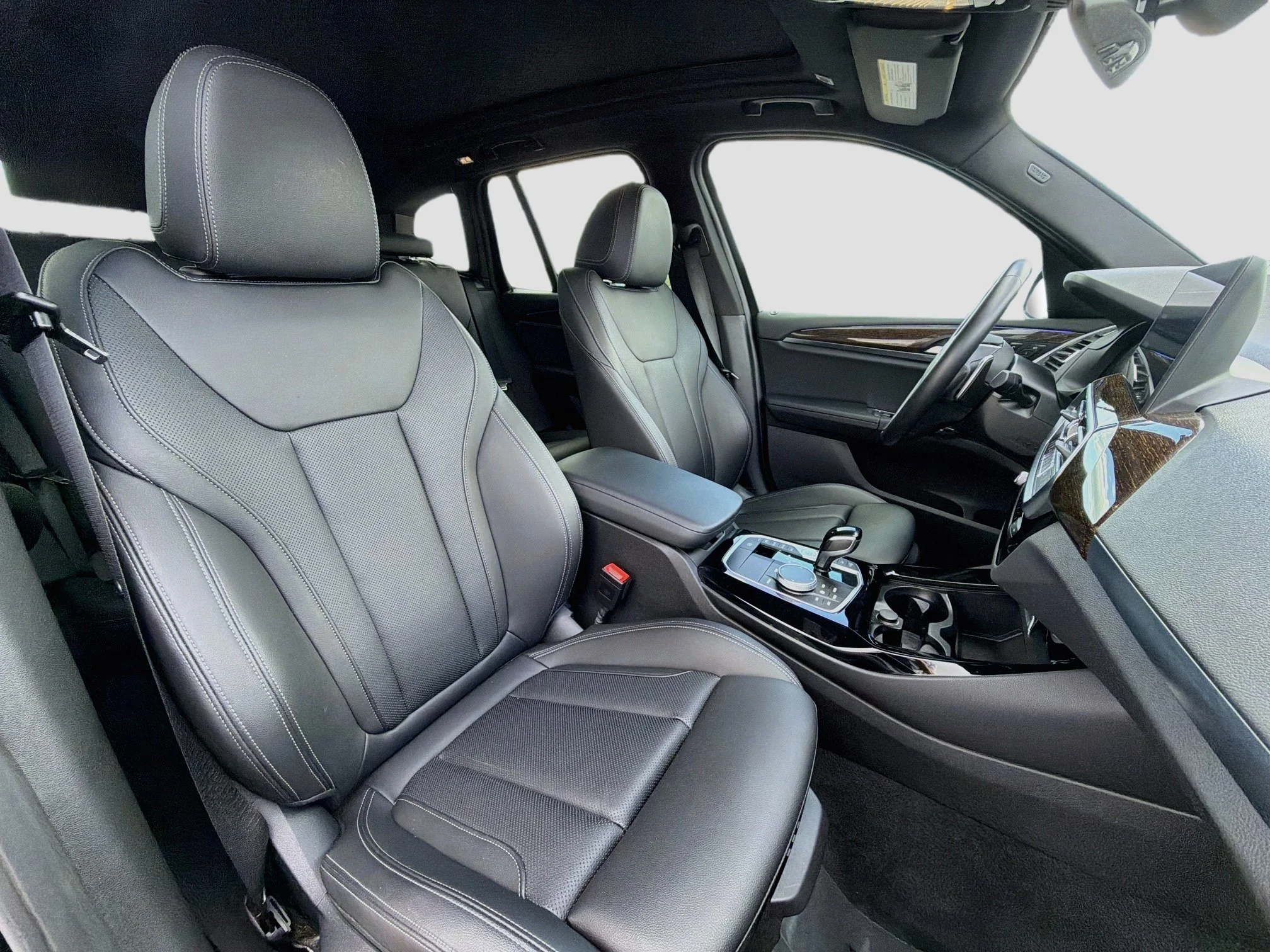 Used 2023 Jet Black BMW xDrive30i image 16