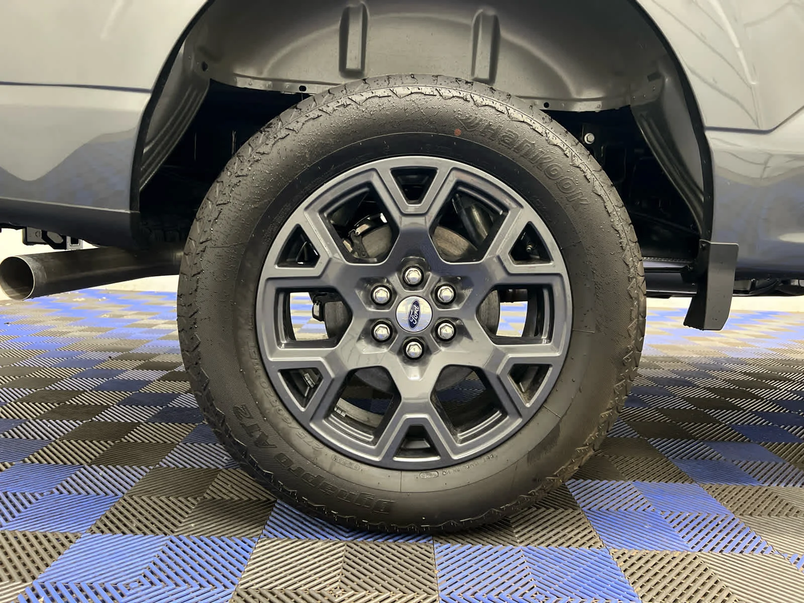 New 2026 Carbonized Gray Metallic Ford STX 4WD Supercrew 5.5 Box image 8
