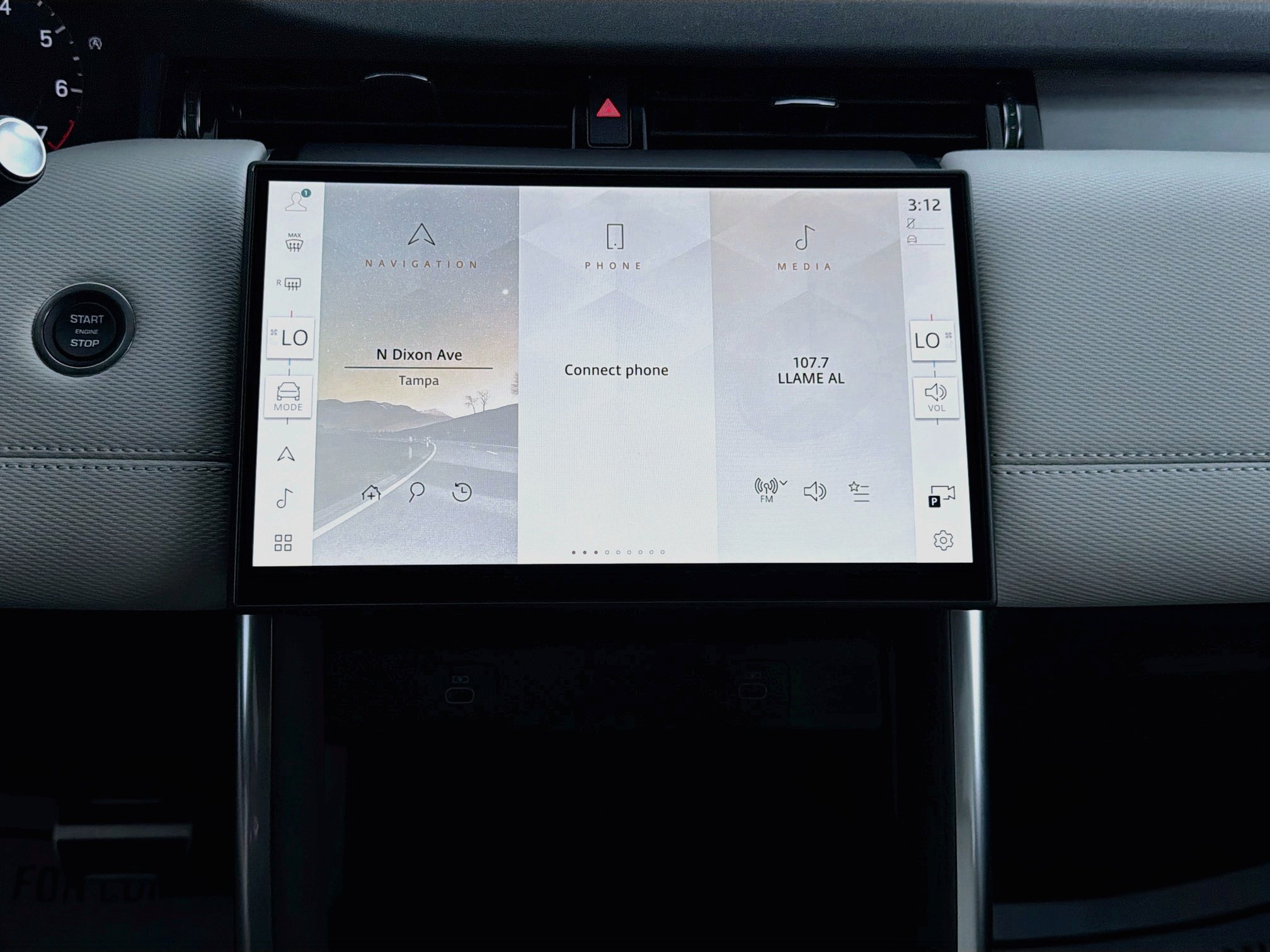 New 2026 Santorini Black Land Rover Landmark image 27