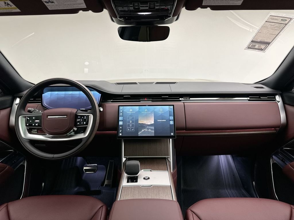 New 2026 Sunset Gold SV Bespoke Ultra Metallic Gloss Land Rover SE image 8
