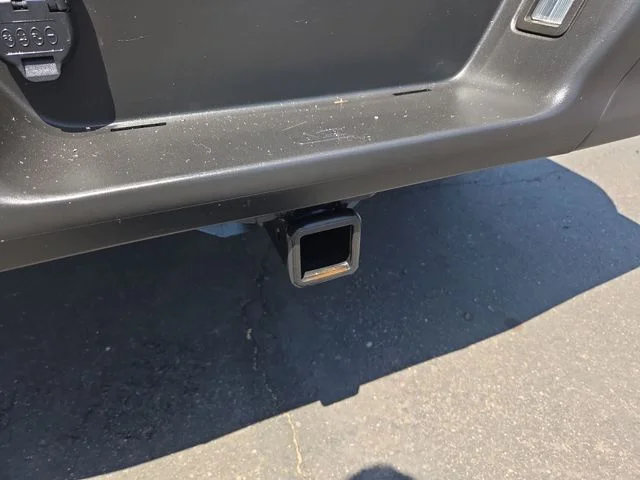 Used 2018 White Ford XL image 27