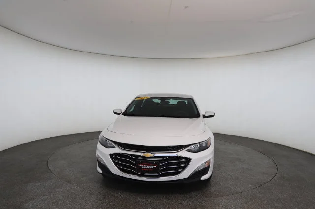 Used 2021 White Chevrolet LT image 31