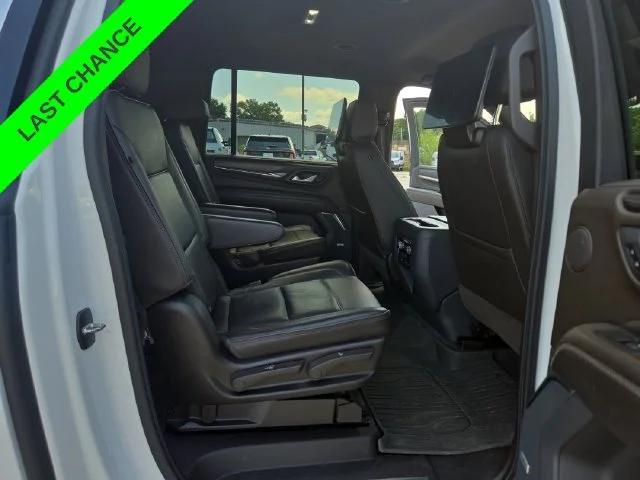 Used 2021 White GMC Denali image 49