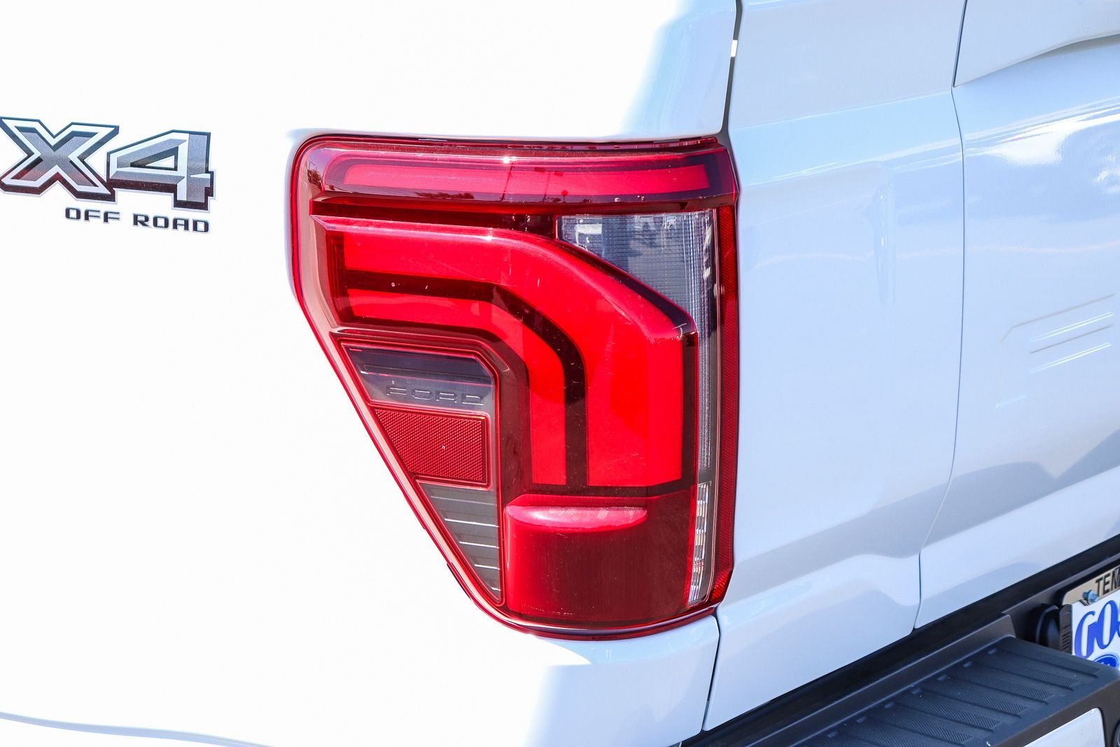 New 2026 Star White Metallic Tri-Coat Ford Lariat® image 7