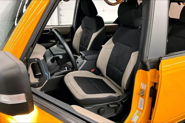 Used 2022 Cyber Orange Metallic Tricoat Ford Wildtrak image 22