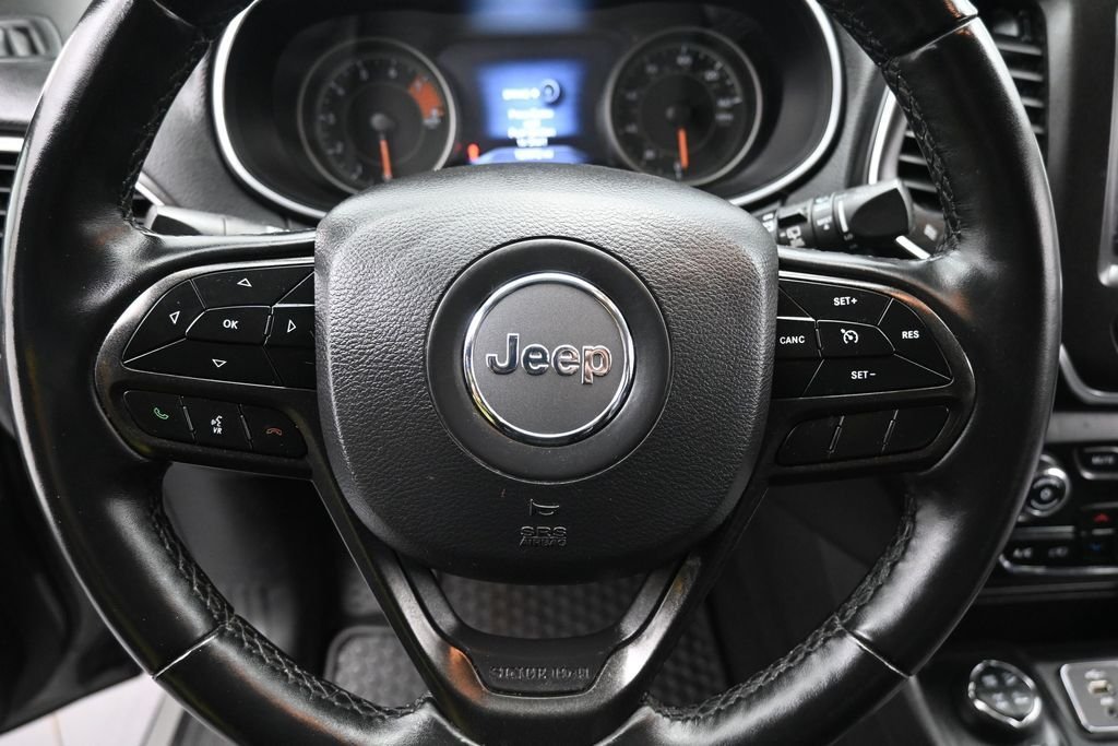 Used 2019 Sting Gray Clearcoat Jeep Trailhawk image 13