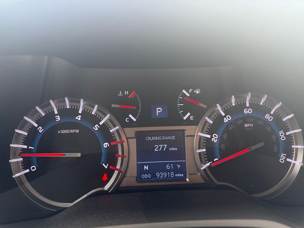 Used 2019 Midnight Black Metallic Toyota SR5 image 16