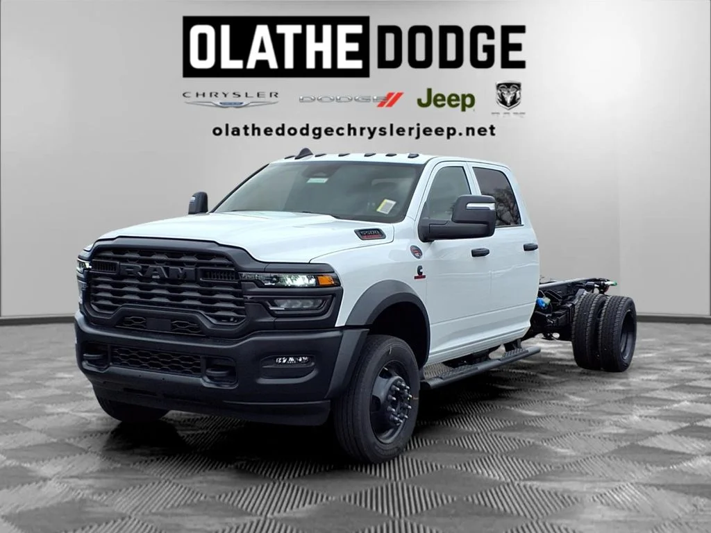 2026 RAM 5500 Big Horn 4X4 Crew Cab DRW 197" WB's photo
