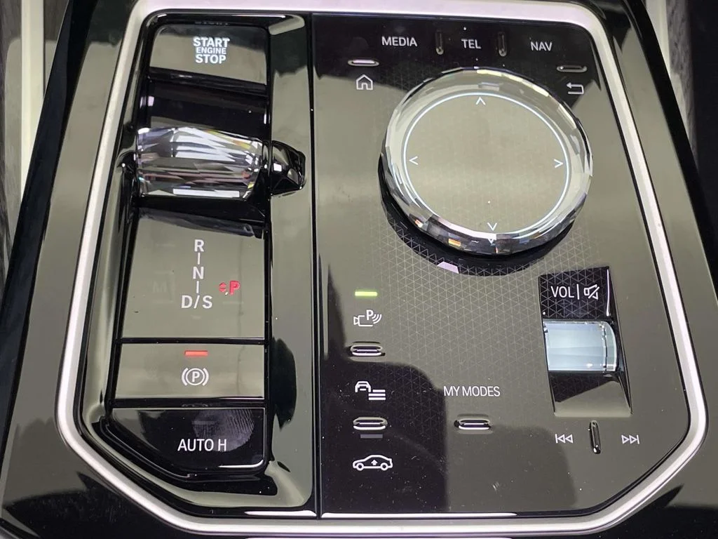 2026 BMW 7 Series 740i - Photo 25