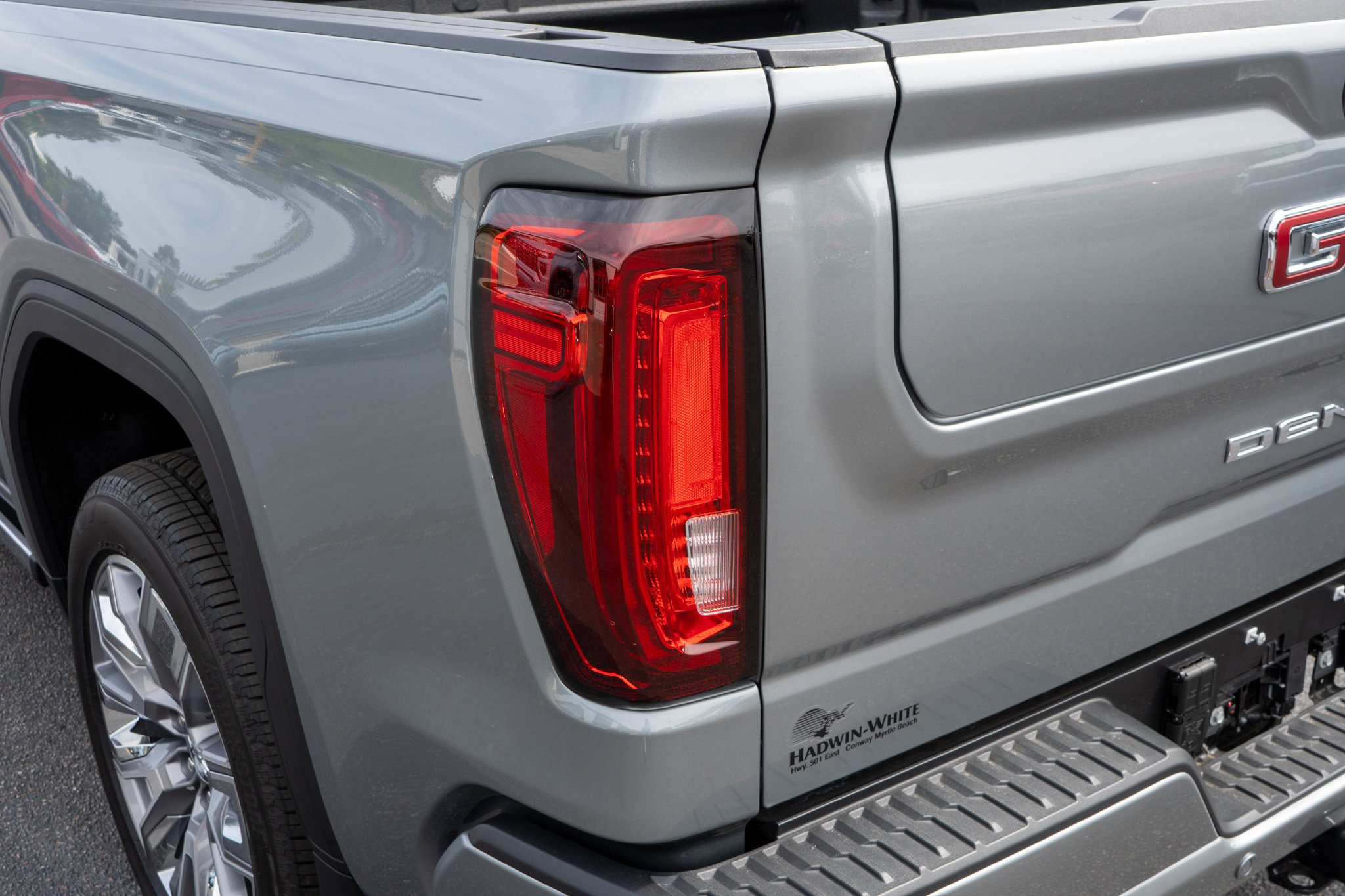 2026 GMC Sierra 1500 Denali - Photo 10