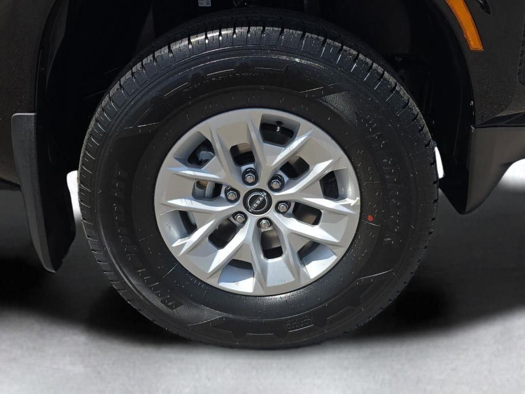 New 2026 Super Black Nissan Crew Cab S image 5
