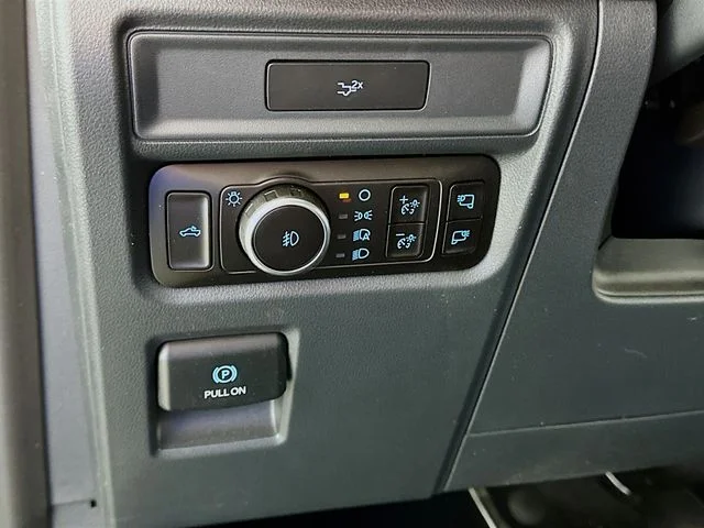 New 2026 Blue Ford XLT image 24