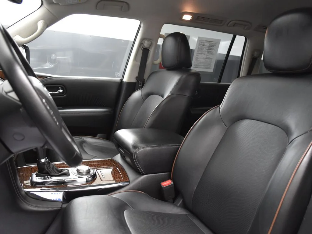 Used 2019 Gun Metallic Nissan SL image 19