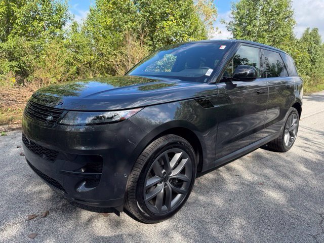 New 2027  Land Rover SE image 1