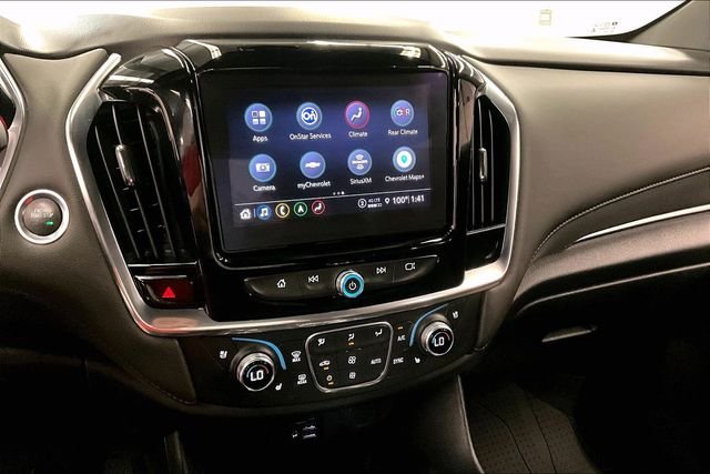Used 2023 Iridescent Pearl Tricoat Chevrolet High Country image 31