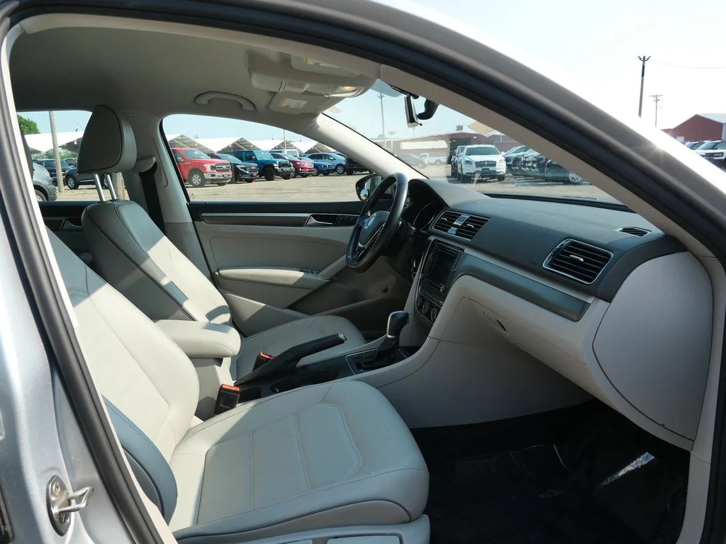 Certified Used 2018 Silver Volkswagen 2.0T R-Line image 11