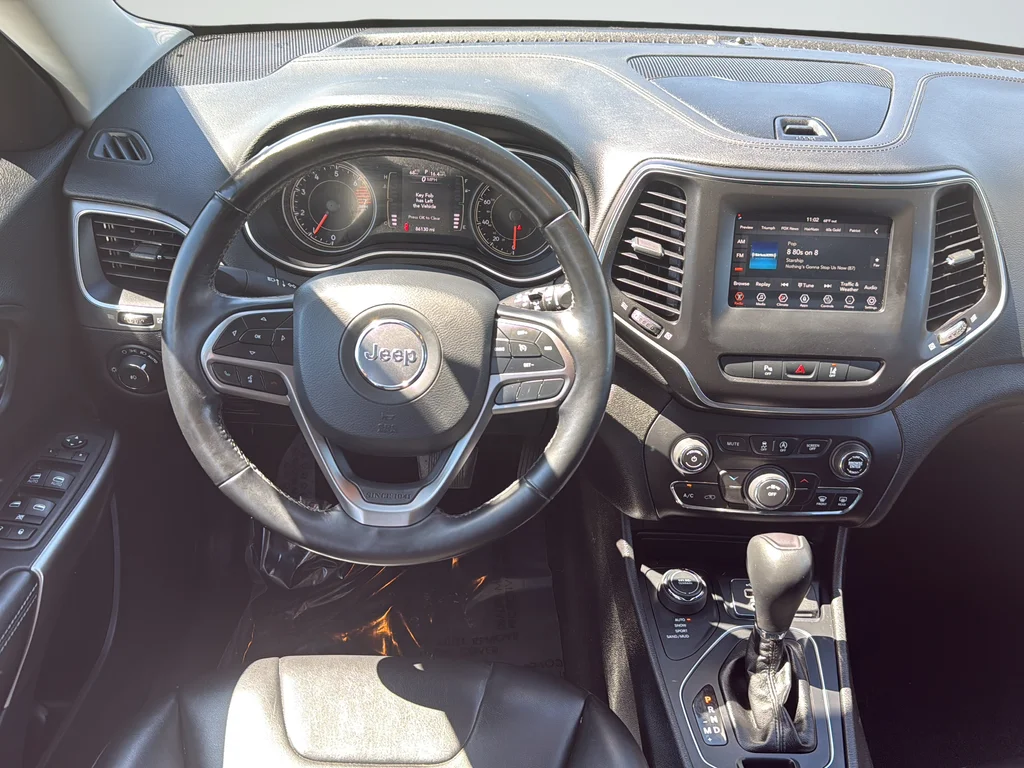 Certified Used 2021 Gray Jeep Latitude Plus image 9