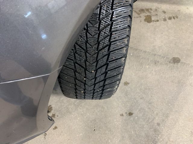 Used 2012 Gray Ford SE image 16