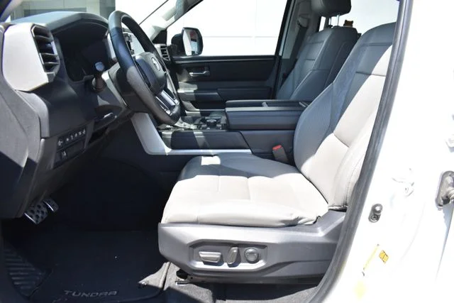 Used 2023 White Toyota SR5 image 12