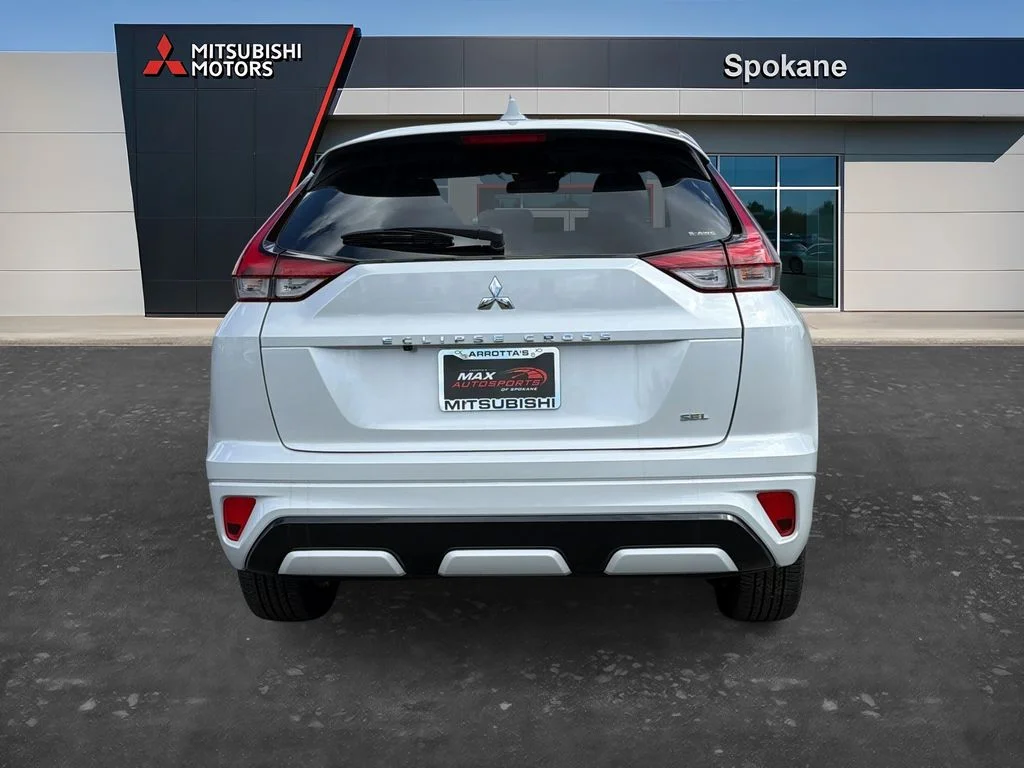 New 2026 White Diamond Mitsubishi SEL AWD image 6