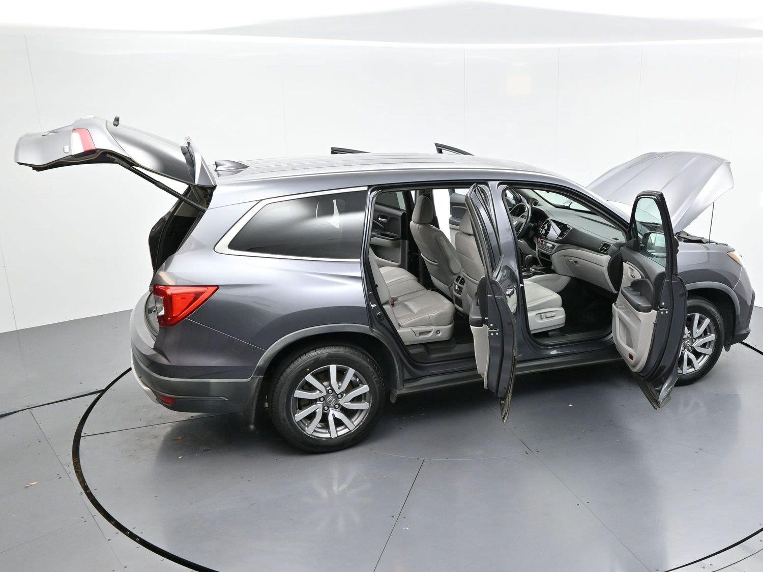 Used 2019 Modern Steel Metallic Honda EX-L image 45