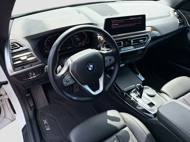 Used 2022 White BMW xDrive30i image 9