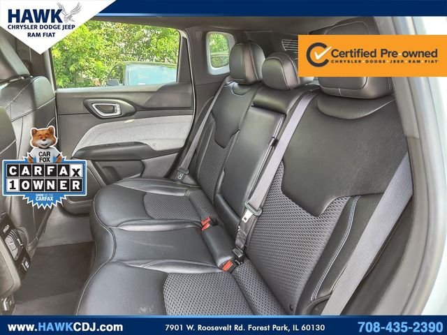 Used 2024 White Jeep Latitude image 11