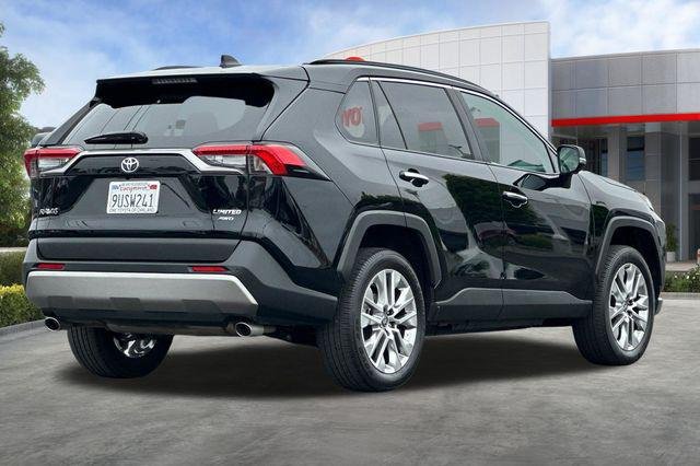Certified Used 2025 MIDNIGHT BLACK METALLIC Toyota  image 5