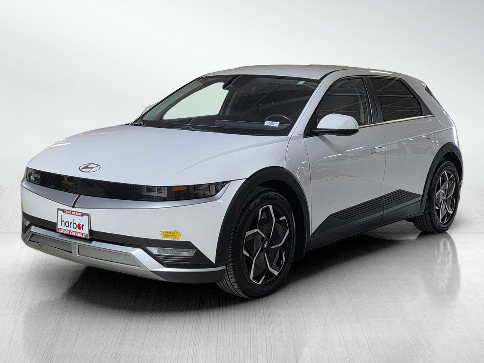 Used 2022 Atlas White Hyundai SE image 3
