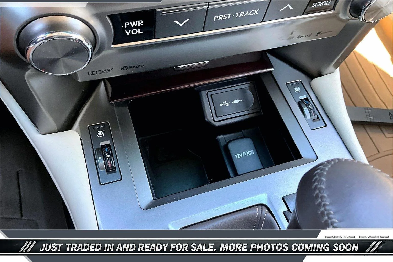Used 2019 Starfire Pearl Lexus GX 460 Premium image 24