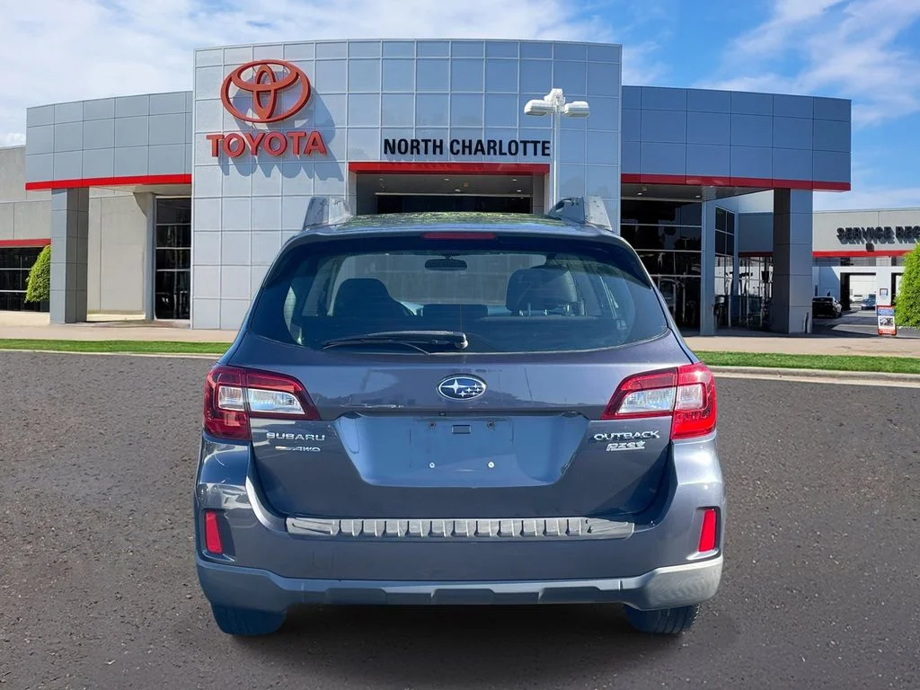 Used 2015 Gray Subaru 2.5i image 5