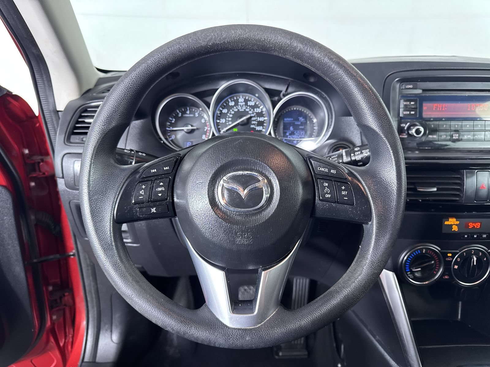 Used 2015 Soul Red Mazda Sport image 16