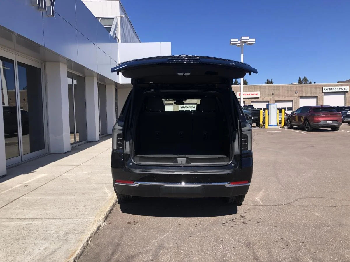 New 2026 Black Chevrolet 4WD 4dr LT image 7
