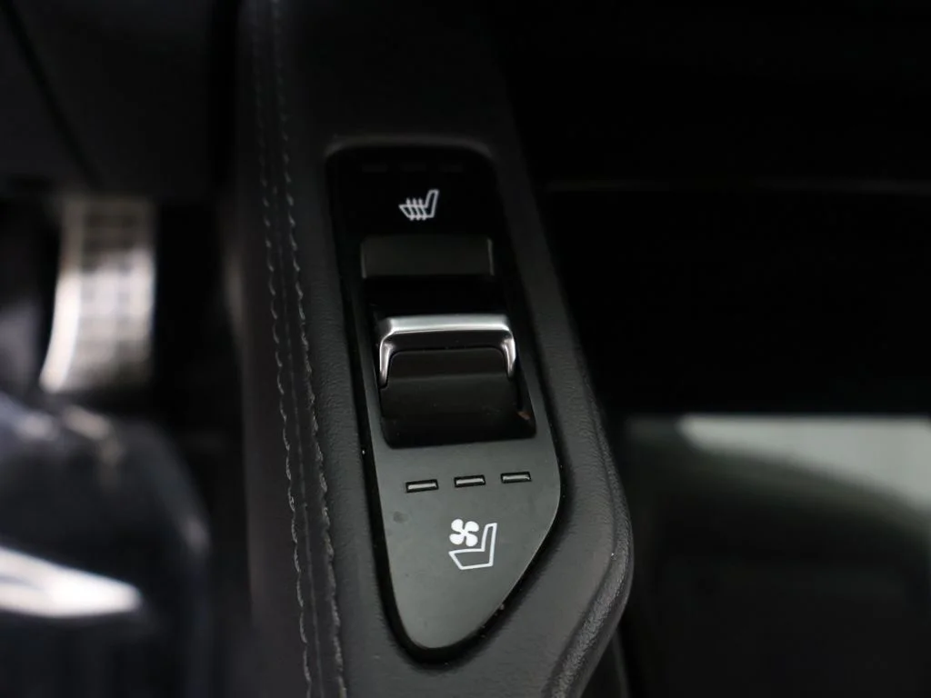 Used 2020 Gray Kia SX image 64