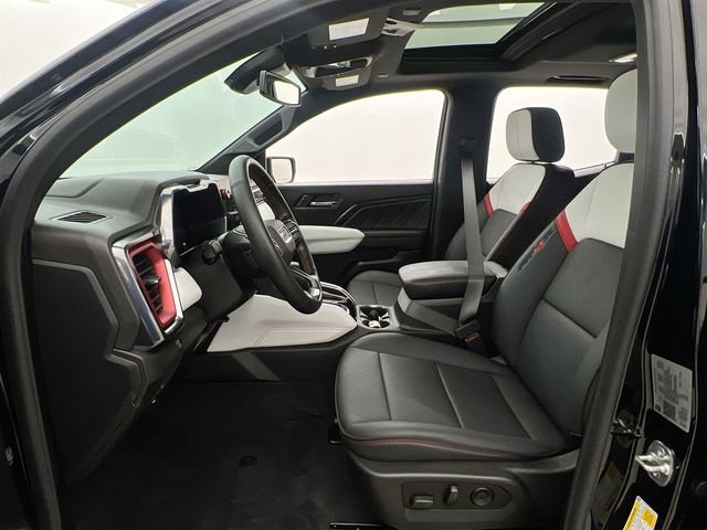 2024 GMC Canyon AT4X - Photo 9