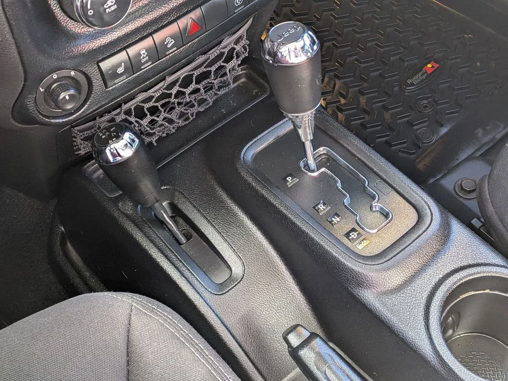 Used 2013 Black Jeep Sahara image 12