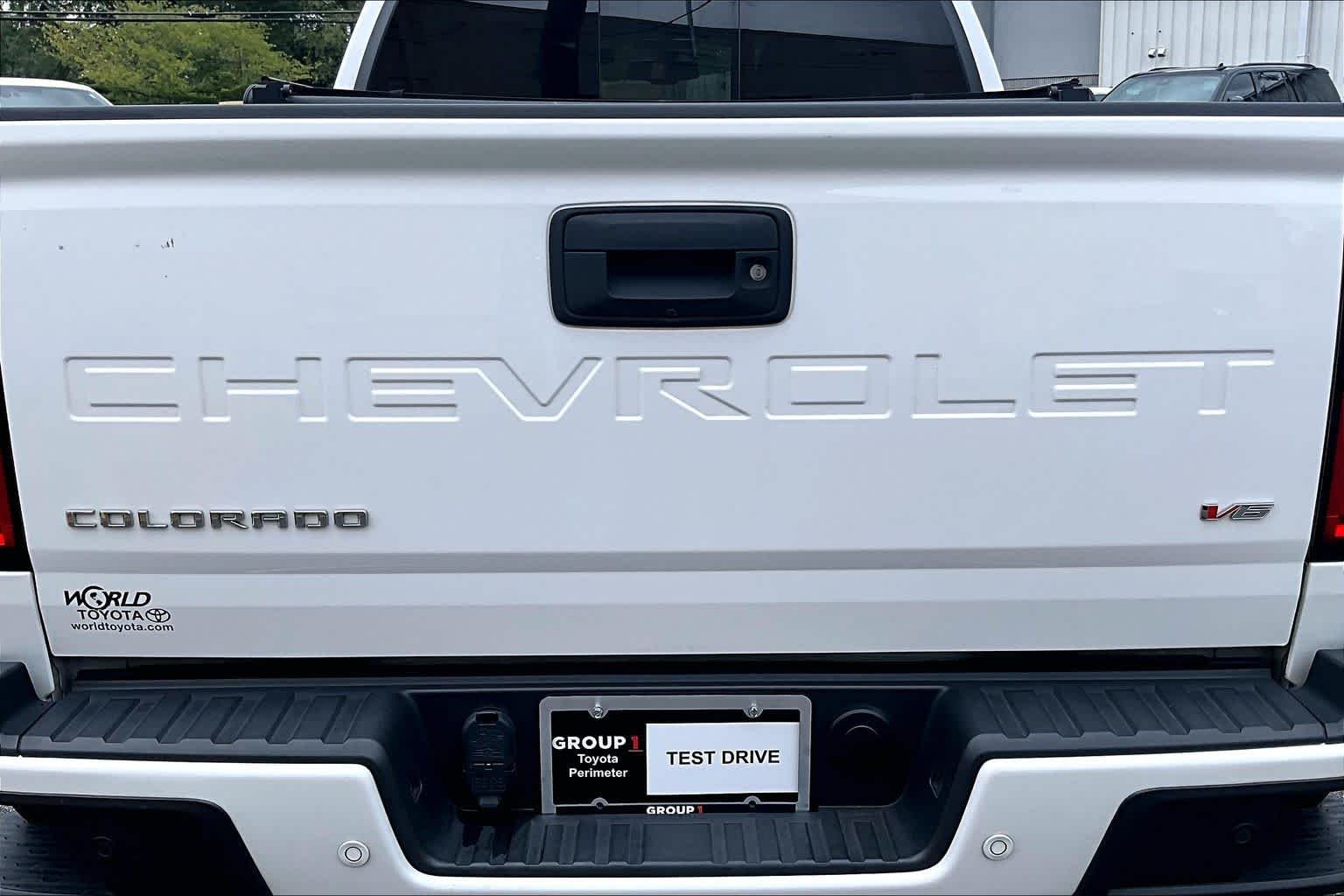 Used 2022 Summit White Chevrolet 4WD Z71 image 31
