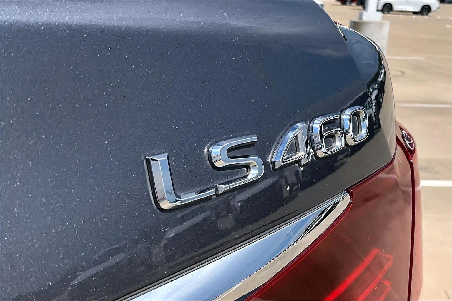 Used 2015 Nebula Gray Pearl Lexus  image 10