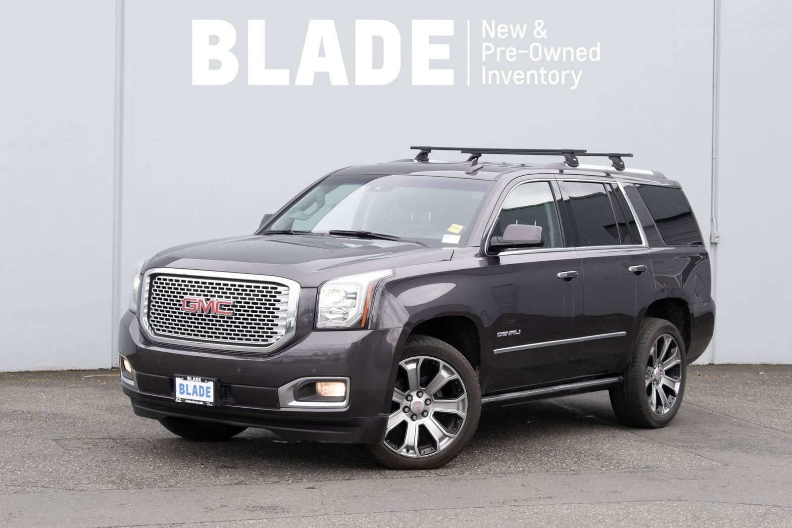Gray (Iridium Metallic) 2017 GMC Yukon Denali 4WD SUV / Crossover Four-Wheel Drive