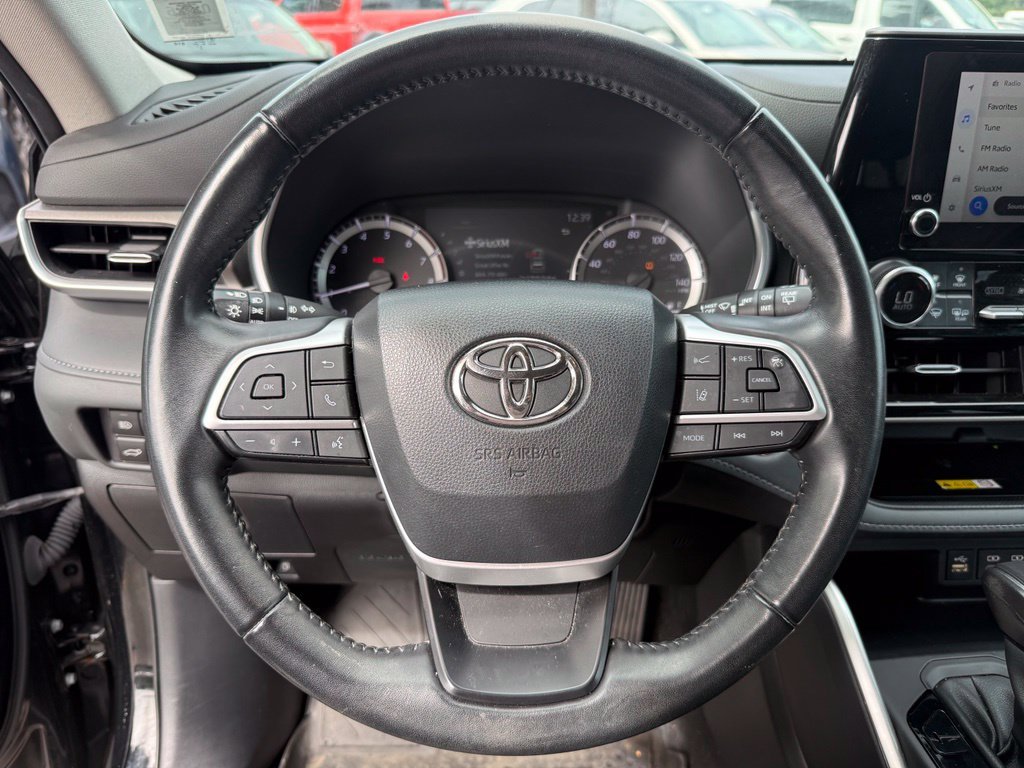 Used 2023 Black Toyota XLE image 12