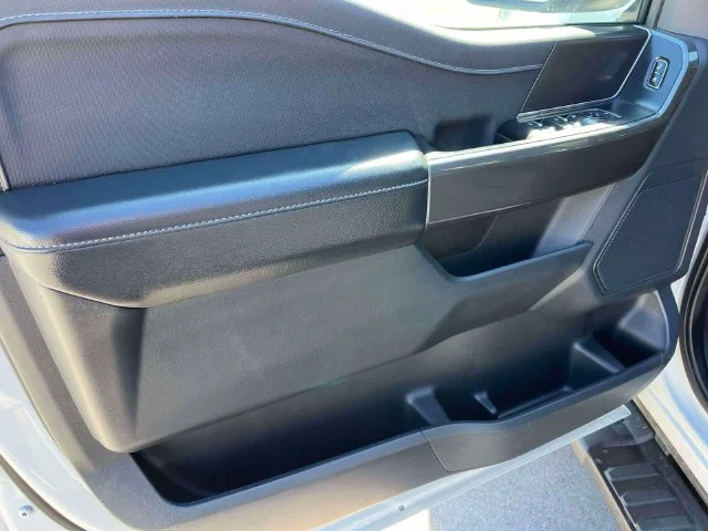 Used 2023 Avalanche Ford XLT image 24