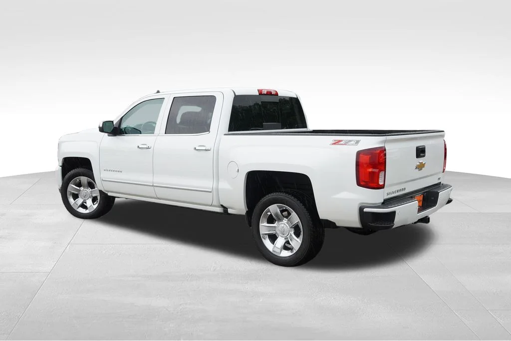 Certified Used 2016 Iridescent Pearl Tricoat Chevrolet LTZ image 8