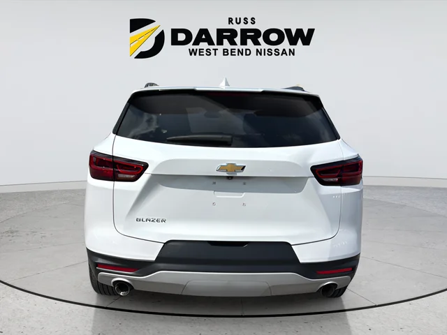 Used 2024 White Chevrolet LT image 4