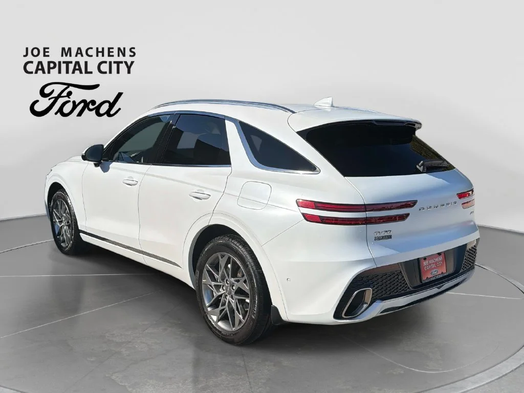Used 2023 White Genesis 2.5T image 7