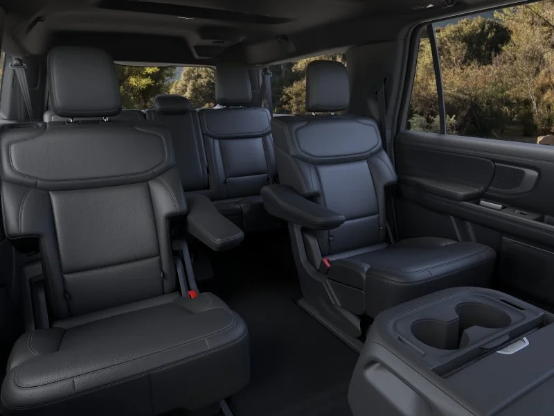 New 2026 Agate Black Metallic Ford MAX Platinum® image 35