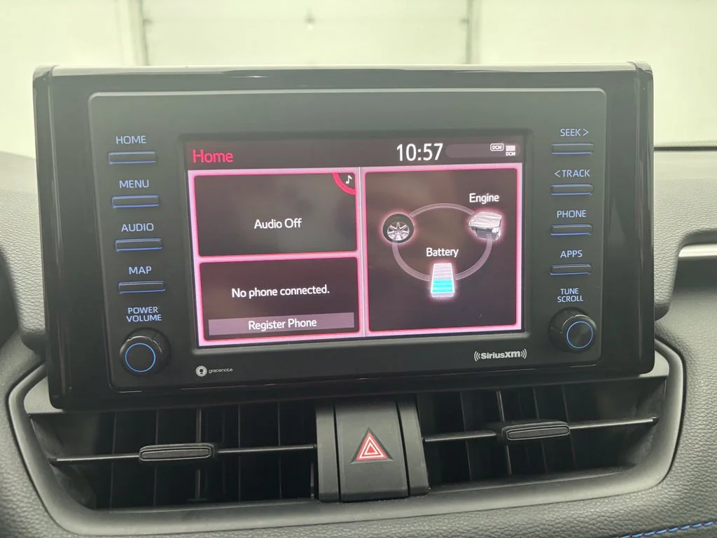 Used 2022 Silver Toyota SE image 5