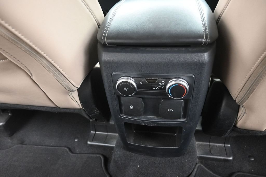 Used 2021 Black Ford XLT image 14